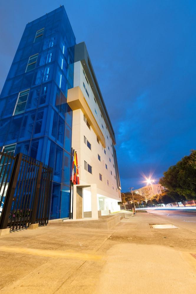 Hotel Blue 66 Cali Exterior foto